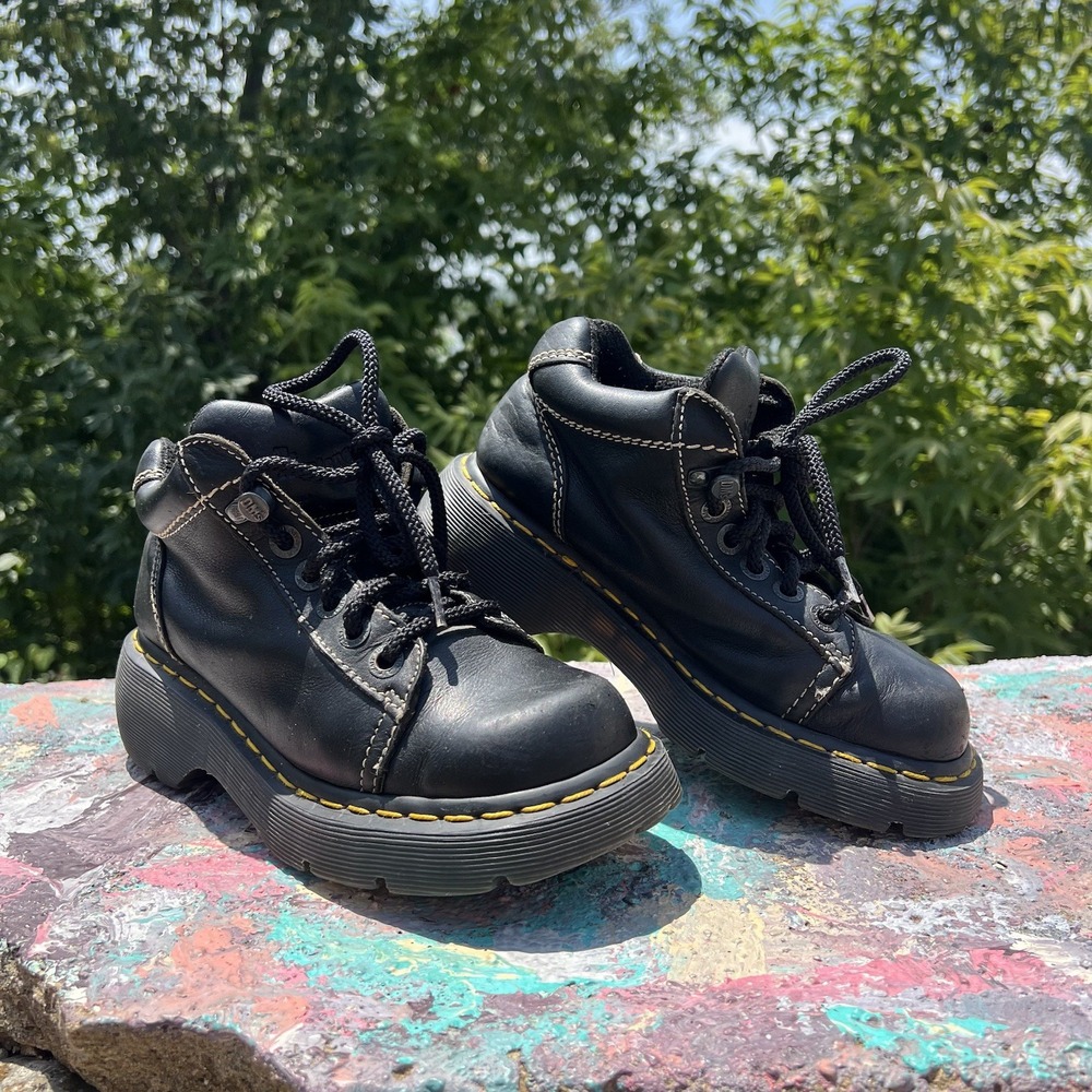 VTG Y2K Dr. Martens Chunky Heels - WOMENS 5 Black docs